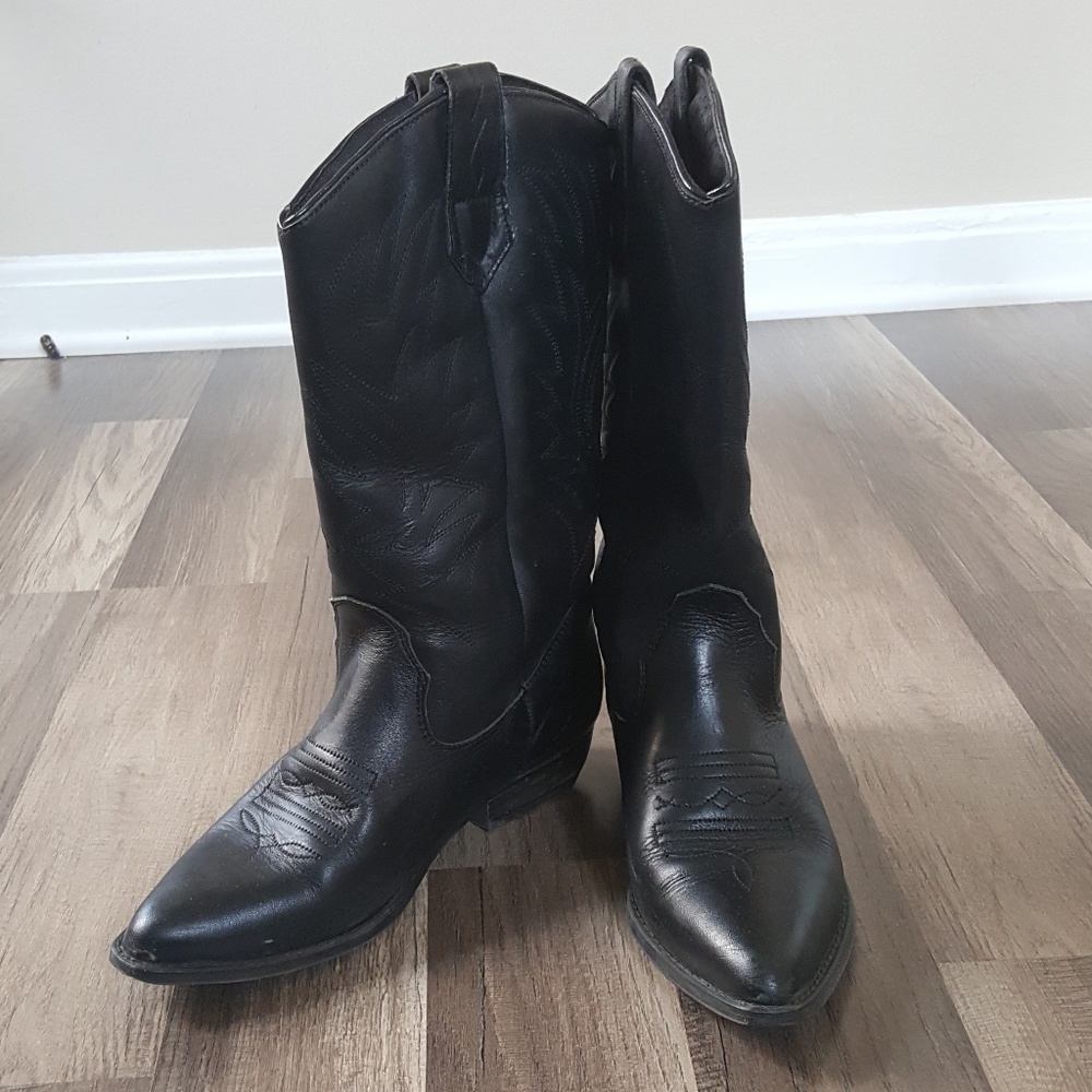 Black Cowboy Boots - Size 7